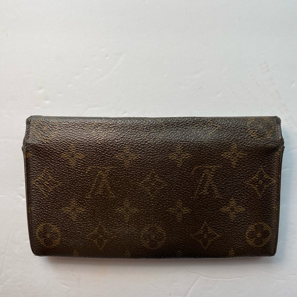 Louis Vuitton Sarah Wallet No. TH0071 - Picture 5 of 13